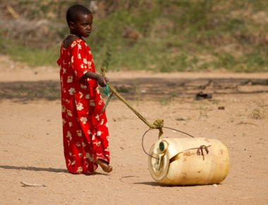 Καταστροφική η ξηρασία στην Σομαλία - Περισσότεροι από 3.000 άνθρωποι εγκαταλείπουν τα σπίτια τους